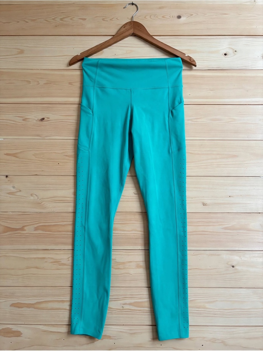 Athleta XXS TURQUOISE TEAL LASER CUT PERFORADE HIGH WAIST LEGGINGS 25” inseam